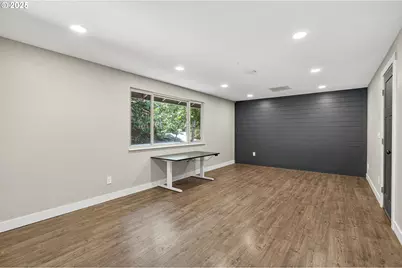 4755 NW Shaniko Ct, Portland, OR 97229 - Photo 13