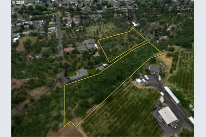 W 16th, The Dalles, OR 97058 - Photo 3
