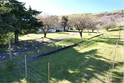 4925 Seven Mile Hill Rd, The Dalles, OR 97058 - Photo 15