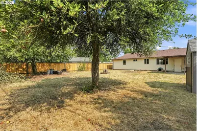 1219 Pleasant St, Springfield, OR 97477 - Photo 35