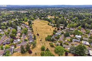 14705 NW Ridgetop Ct, Beaverton, OR 97006 - Photo 45