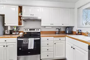 3828 Auburn Rd, Salem, OR 97301 - Photo 7