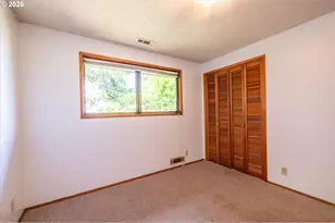 1045 Nutwood Ave, Coos Bay, OR 97420 - Photo 19