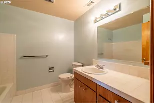 1045 Nutwood Ave, Coos Bay, OR 97420 - Photo 15