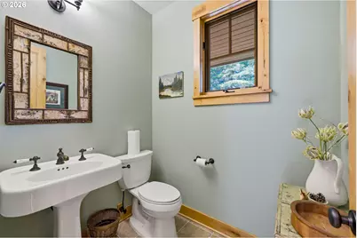 20680 E Glacier View Rd, Mount Hood Village, OR 97049 - Photo 35