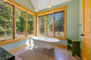 20680 E Glacier View Rd, Rhododendron, OR 97049 - Photo 27