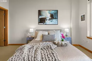 1255 NW 9th Ave, Portland, OR 97209 - Photo 21