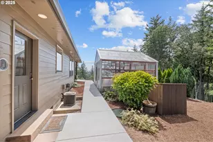 24911 Gap Rd, Brownsville, OR 97327 - Photo 27