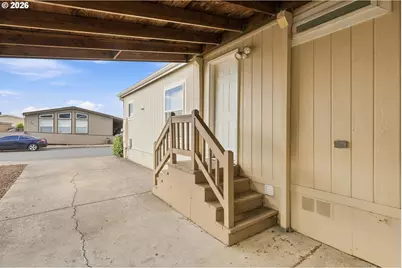 1000 S McKern Ct #4, Newberg, OR 97132 - Photo 45