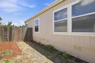 1000 S McKern Ct, Newberg, OR 97132 - Photo 35