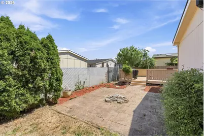1000 S McKern Ct #4, Newberg, OR 97132 - Photo 43