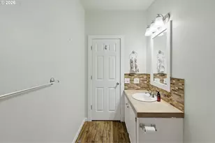 1000 S McKern Ct, Newberg, OR 97132 - Photo 31