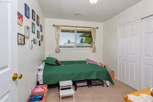 1980 NW 6th Dr, Gresham, OR 97030 - Photo 15