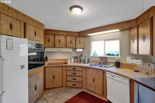 170 Glen Dee Ln, Winchester Bay, OR 97467 - Photo 13