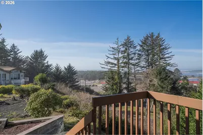 170 Glen Dee Ln, Winchester Bay, OR 97467 - Photo 37