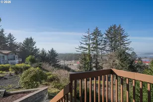 170 Glen Dee Ln, Winchester Bay, OR 97467 - Photo 37