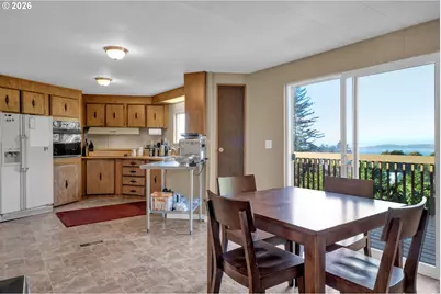 170 Glen Dee Ln, Winchester Bay, OR 97467 - Photo 17