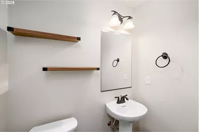 810 Marvin Rd, Tillamook, OR 97141 - Photo 23