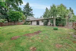 9245 SW 7th Ave, Portland, OR 97219 - Photo 31