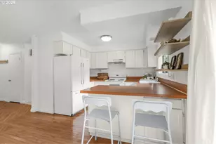 9245 SW 7th Ave, Portland, OR 97219 - Photo 15