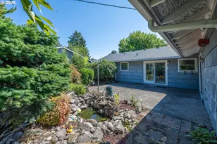 15727 SE Hawthorne Ct, Portland, OR 97233 - Photo 23