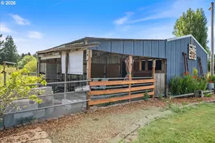 30703 NE Railroad Ave, Yacolt, WA 98675 - Photo 31