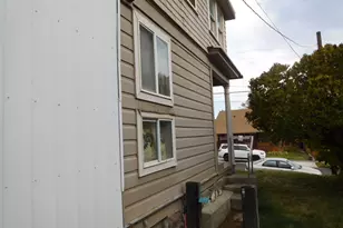 315 NW 8th St, Pendleton, OR 97801 - Photo 15