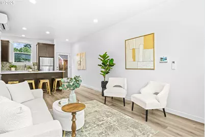 5473 N Fessenden St, Portland, OR 97203 - Photo 3