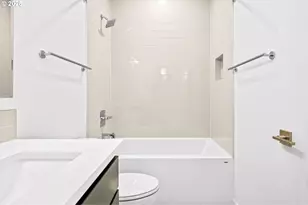 5473 N Fessenden St, Portland, OR 97203 - Photo 15