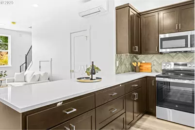 5473 N Fessenden St, Portland, OR 97203 - Photo 7