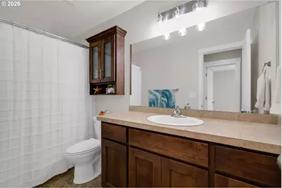 1638 NW Klickitat St, Camas, WA 98607 - Photo 35