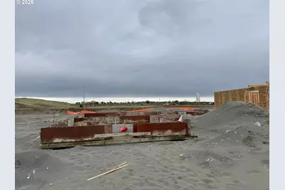 873 E Kinsley Ave, Hermiston, OR 97838 - Photo 1