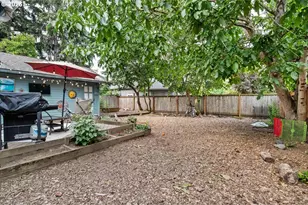 375 SE 23rd St, Salem, OR 97301 - Photo 43