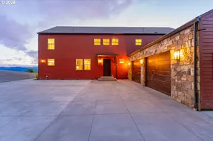 1655 Gem Dr, Roseburg, OR 97471 - Photo 3