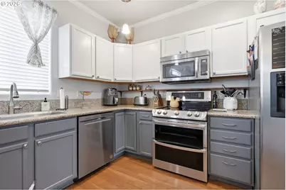 3717 Riviera, Eugene, OR 97402 - Photo 9