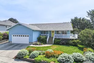 653 Brentwood Dr, The Dalles, OR 97058 - Photo 1