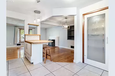 2701 NE 105th Ave, Portland, OR 97220 - Photo 9