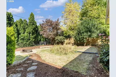 2701 NE 105th Ave, Portland, OR 97220 - Photo 29