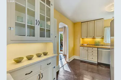 941 16th St, Astoria, OR 97103 - Photo 13