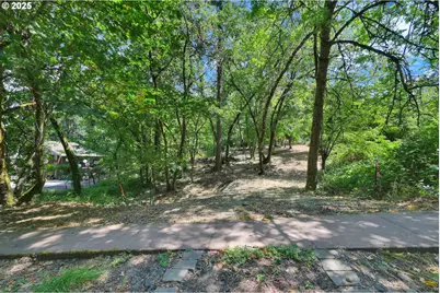 1 Storey Blvd, Eugene, OR 97405 - Photo 15