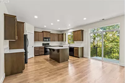 2540 Fieldcress Rd, Eugene, OR 97403 - Photo 3