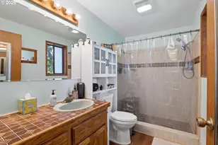 1853 Ridge Water Dr, Sutherlin, OR 97479 - Photo 17