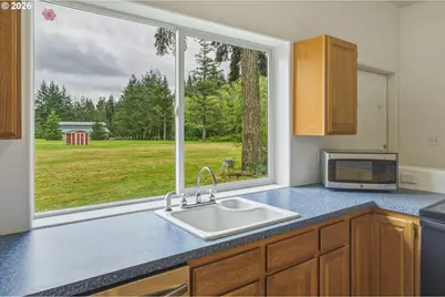 145 Talkeetna Hts Pl, Longview, WA 98632 - Photo 9