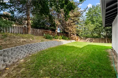 1980 SW Quinney Ave, Pendleton, OR 97801 - Photo 31
