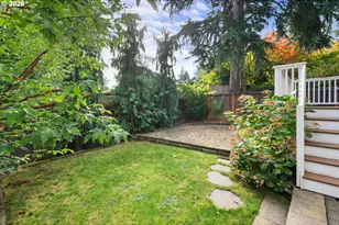 26 SE 69th Ave, Portland, OR 97215 - Photo 31
