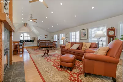 29680 Crook Dr, Halsey, OR 97348 - Photo 9