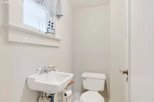 5390 Grove St, West Linn, OR 97068 - Photo 19