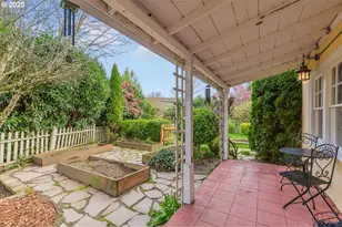 5390 Grove St, West Linn, OR 97068 - Photo 37