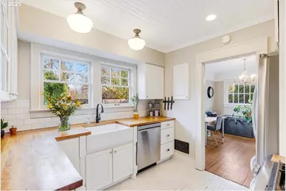 5390 Grove St, West Linn, OR 97068 - Photo 15