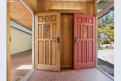 2950 SW Sunset Blvd, Portland, OR 97239 - Photo 5